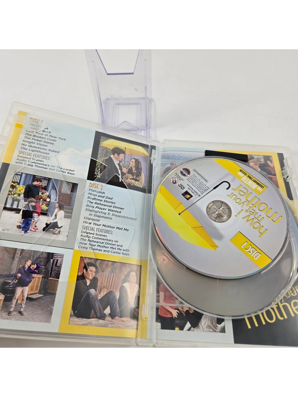 How I Met Your Mother: The Ninth and Legendary Final Season - 3 Disc DVD Set - Picture 3 of 4